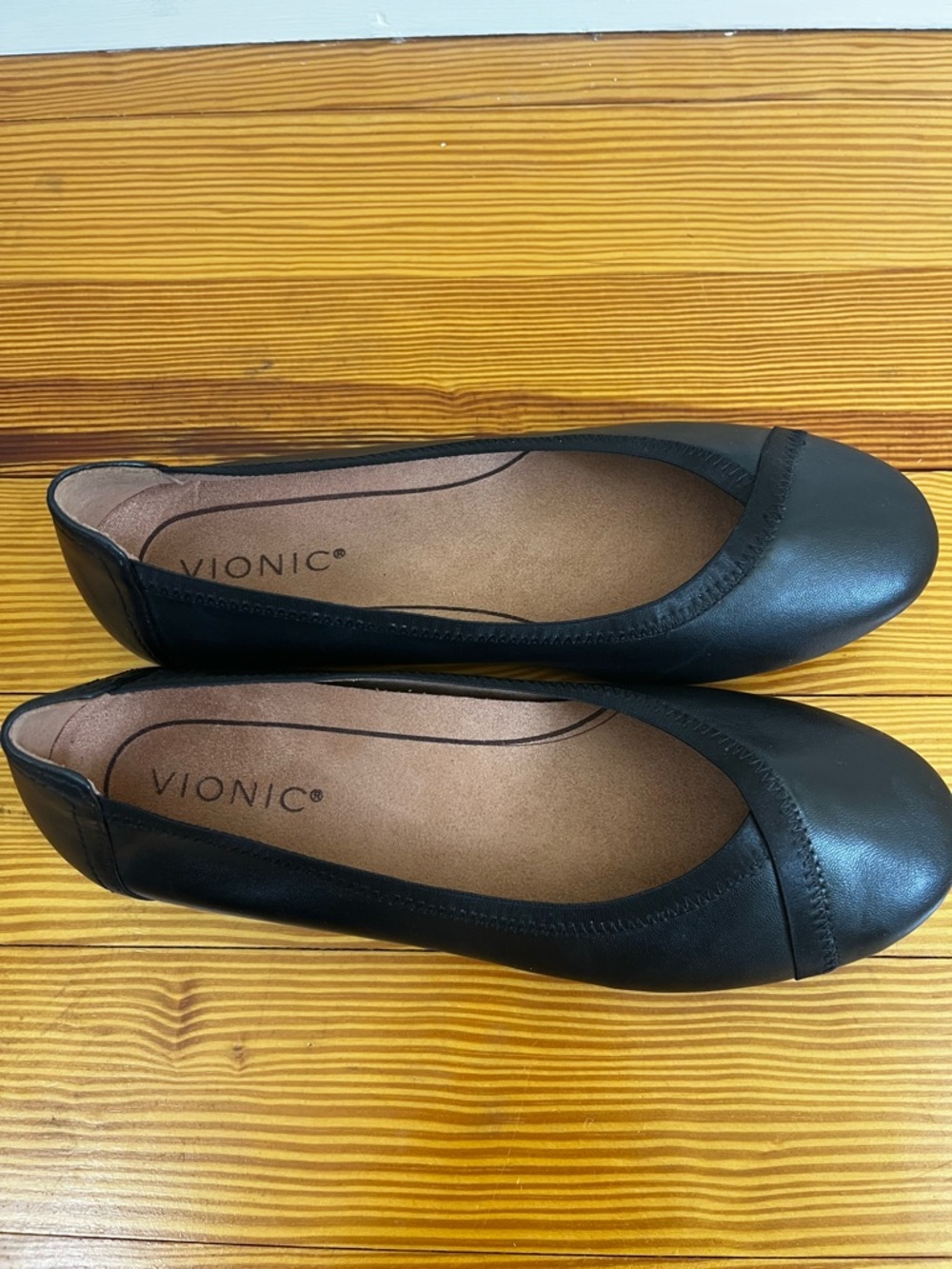 Vionic Black Women's Slip-On Ballet Flats - Picture 2 of 5